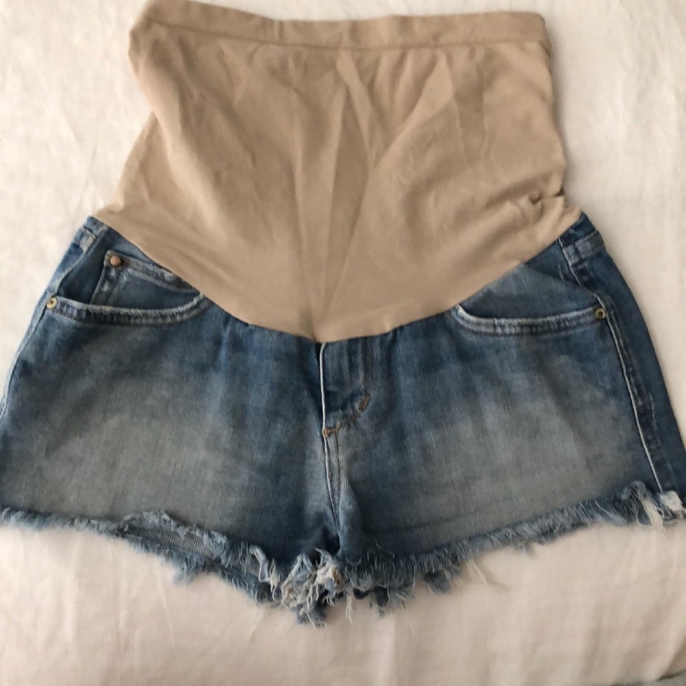 Joe’s Jeans Maternity Daisy Dukes